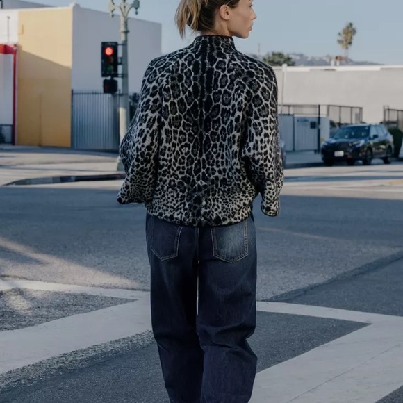 Zara NWT gray black snake skin print 3/4 sleeve wide sleeve knit sweater jumper - Picture 8 of 14